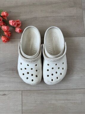White Junior Crocs size 3